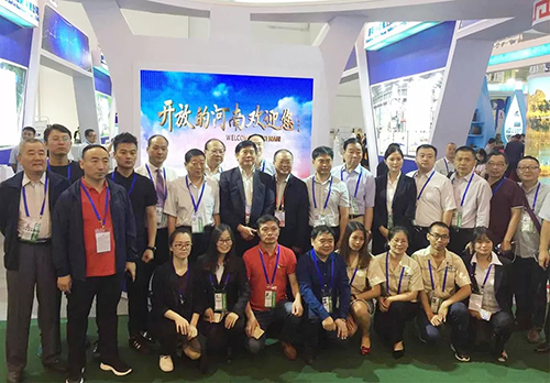 信陽靈石參加2018昆明南博會