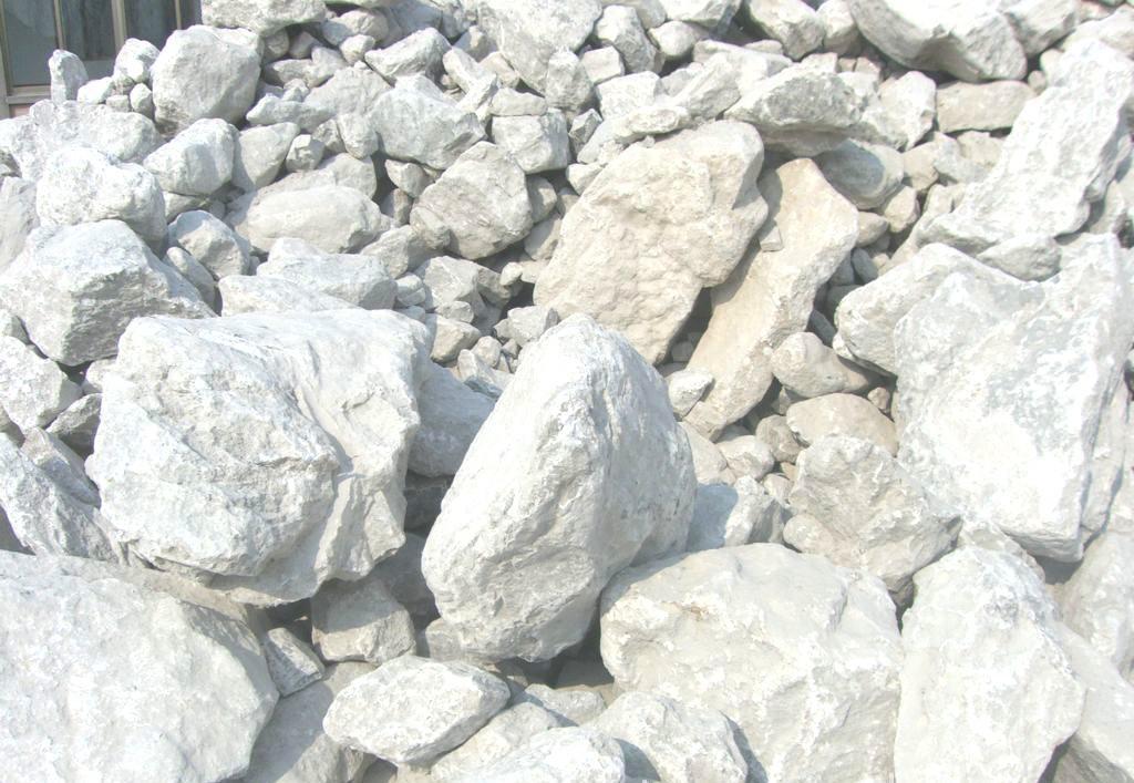 水泥和礦物外加劑對石膏抹面砂漿性能影響之材料與試驗方法